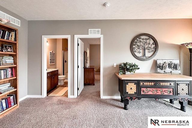 1509 N 194 Circle, Elkhorn, NE 68022