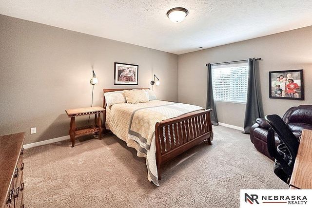 1509 N 194 Circle, Elkhorn, NE 68022