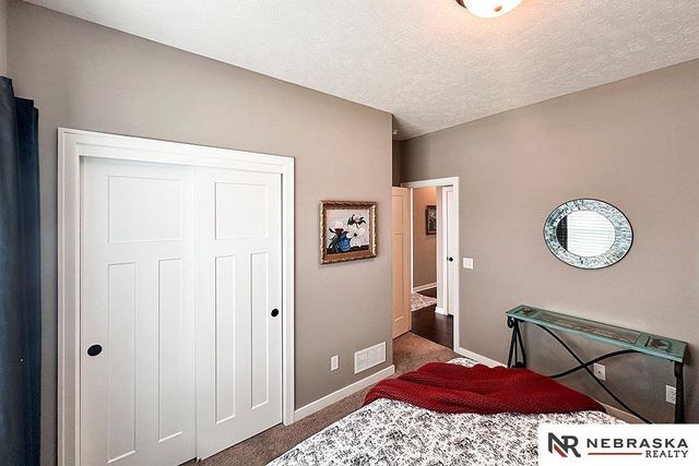 1509 N 194 Circle, Elkhorn, NE 68022