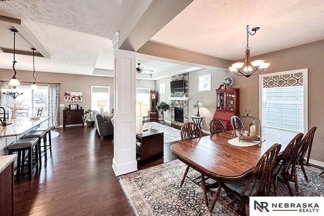 1509 N 194 Circle, Elkhorn, NE 68022