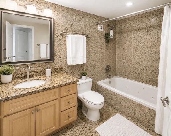19201 Collins Ave 441, Sunny Isles Beach, FL 33160
