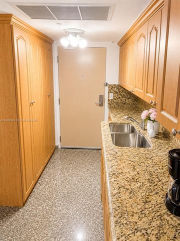 19201 Collins Ave 441, Sunny Isles Beach, FL 33160
