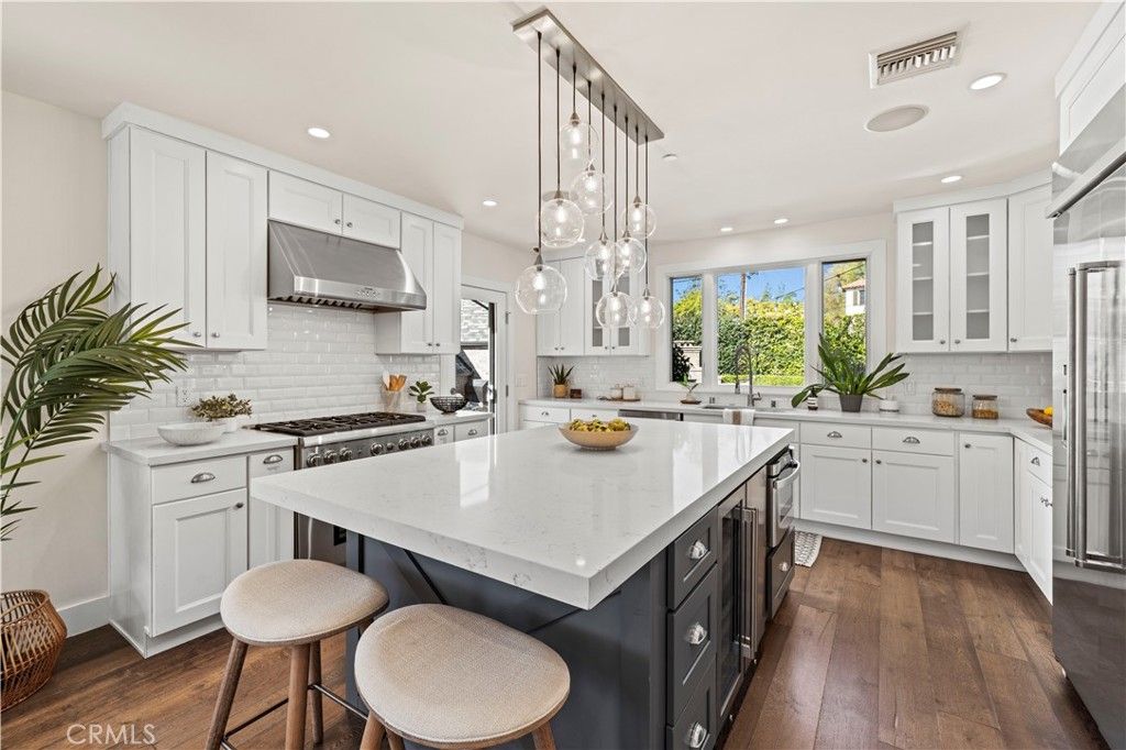 Image 13 of property listing at 1217 Moncado, Glendale, CA 91207