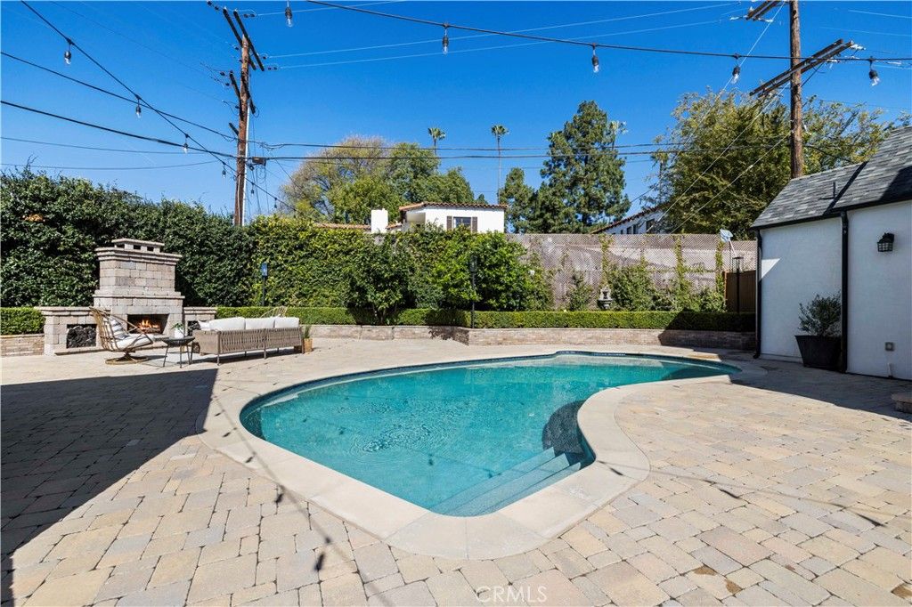 Image 43 of property listing at 1217 Moncado, Glendale, CA 91207