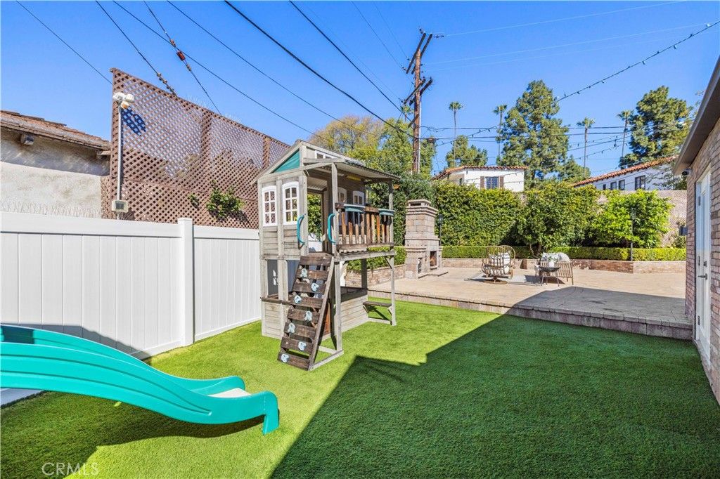 Image 49 of property listing at 1217 Moncado, Glendale, CA 91207