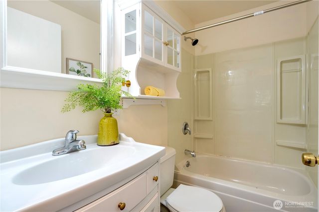 4017 162nd Avenue SE, Bellevue, WA 98006