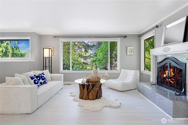 4017 162nd Avenue SE, Bellevue, WA 98006