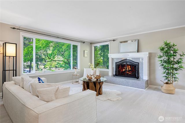 4017 162nd Avenue SE, Bellevue, WA 98006