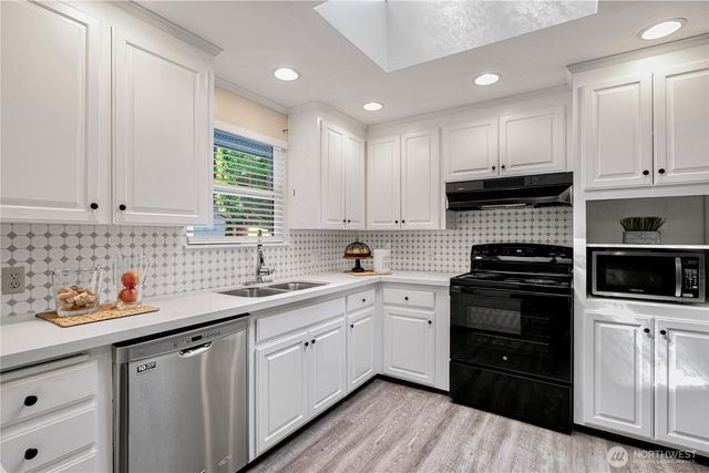 4017 162nd Avenue SE, Bellevue, WA 98006