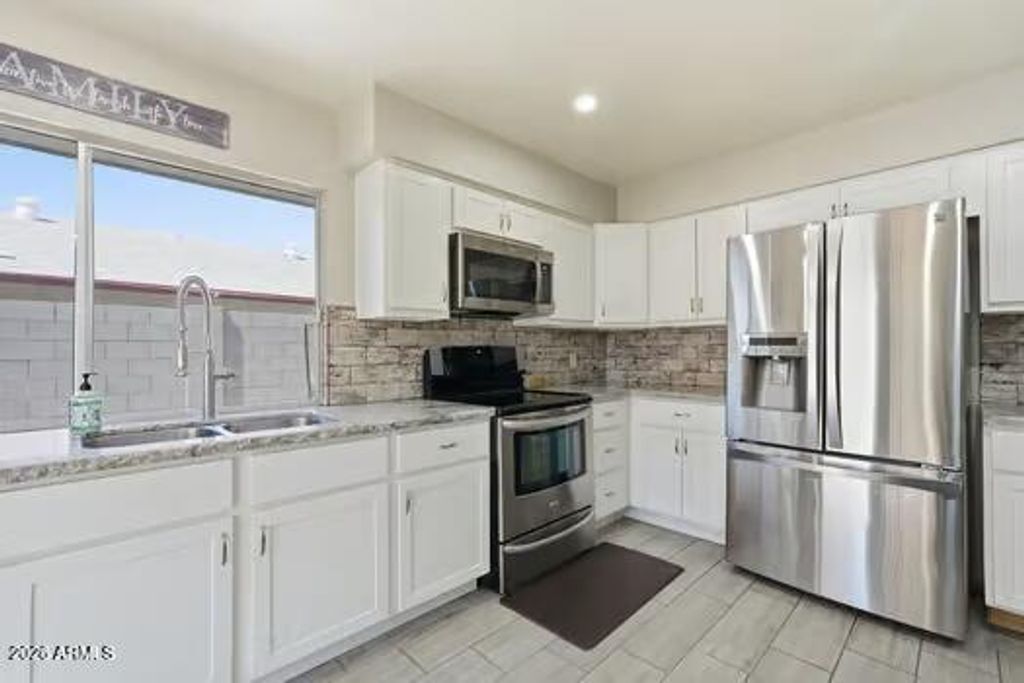 8650 N 56th Avenue, Glendale, AZ 85302 — photo 5