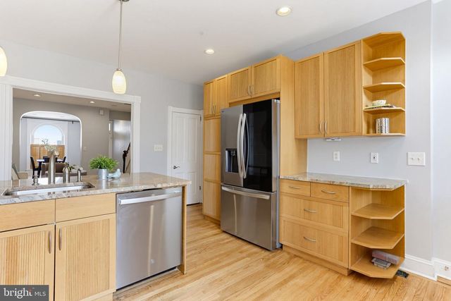 204 S EAST AVE, Baltimore, MD 21224