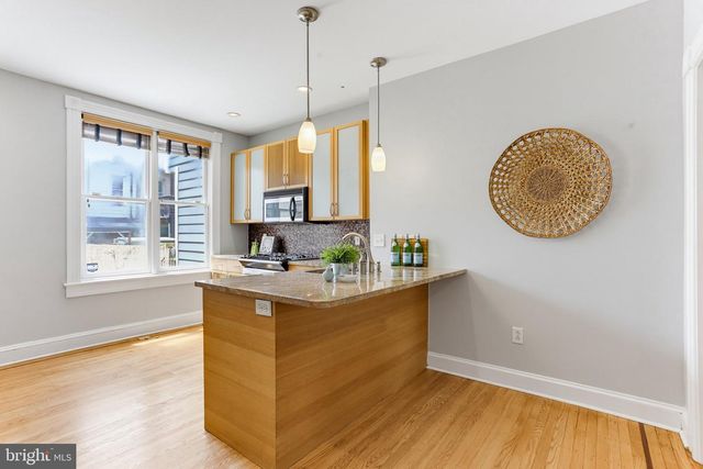 204 S EAST AVE, Baltimore, MD 21224