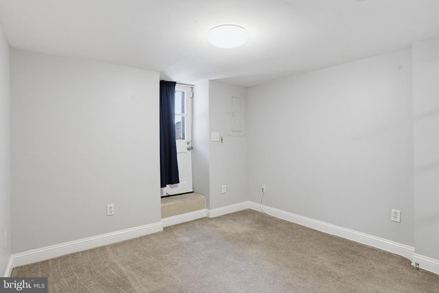 204 S EAST AVE, Baltimore, MD 21224