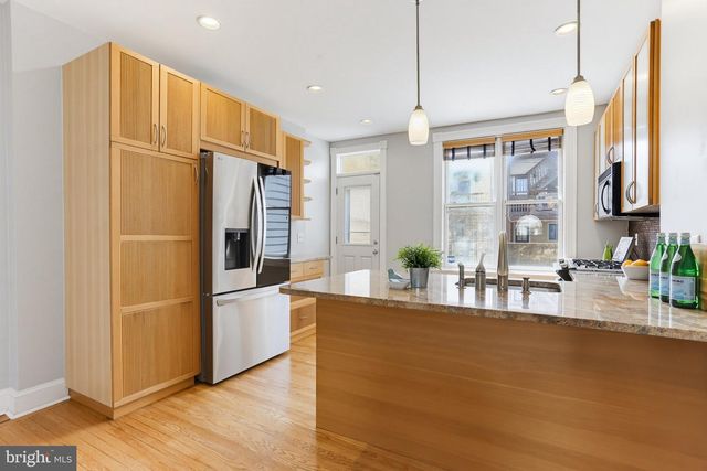 204 S EAST AVE, Baltimore, MD 21224