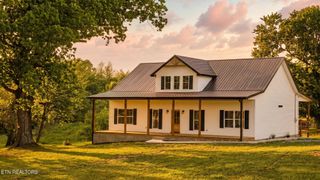 103 N Duncan St, Jamestown, TN 38556