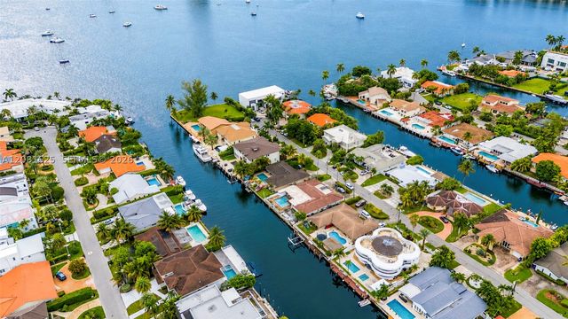 3324 NE 167th St, North Miami Beach, FL 33160