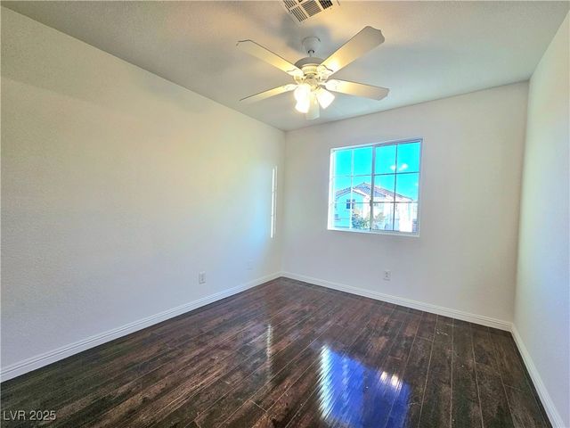 9496 Magnificent Avenue, Las Vegas, NV 89148