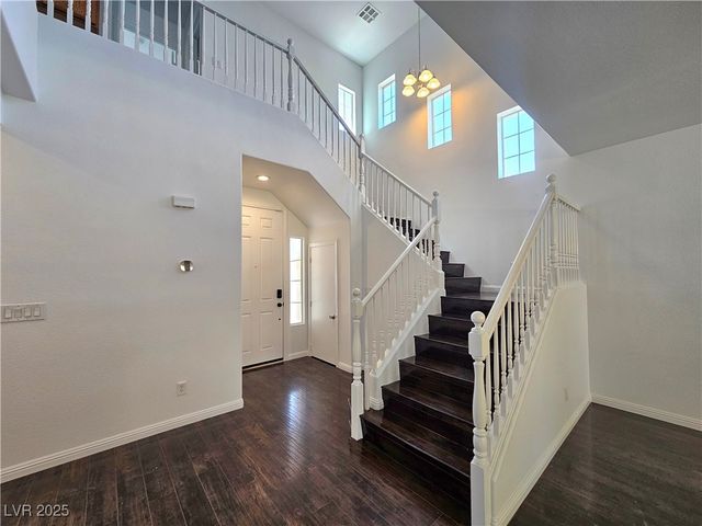 9496 Magnificent Avenue, Las Vegas, NV 89148