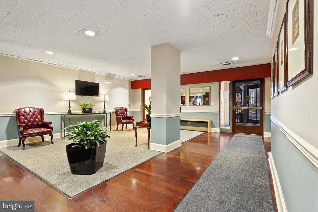 Image 33 of property listing at 1101 SAINT PAUL ST #301, Baltimore, MD 21202
