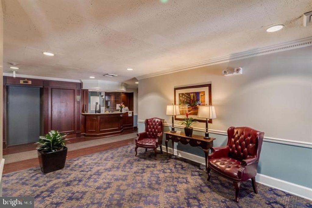 Image 4 of property listing at 1101 SAINT PAUL ST #301, Baltimore, MD 21202