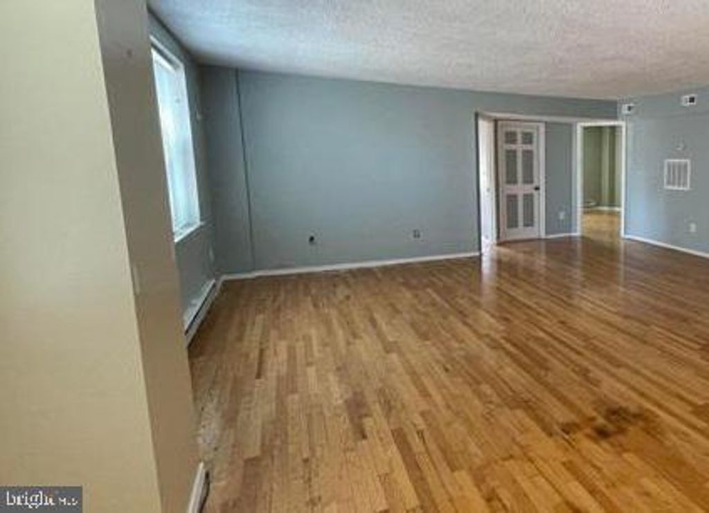 Image 42 of property listing at 1101 SAINT PAUL ST #301, Baltimore, MD 21202