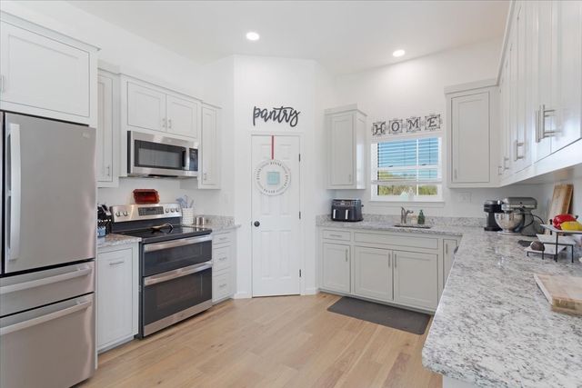 6514 Old Clarksville Road, Reno, TX 75462