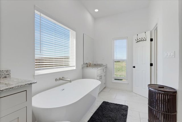 6514 Old Clarksville Road, Reno, TX 75462