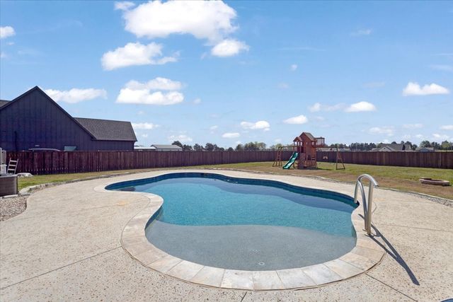 6514 Old Clarksville Road, Reno, TX 75462