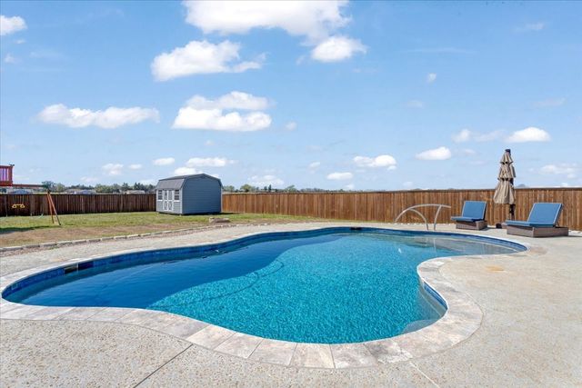 6514 Old Clarksville Road, Reno, TX 75462