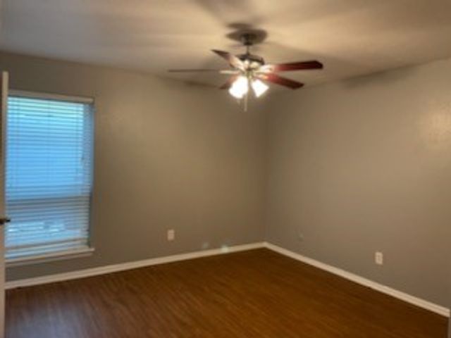 2200 W Lowden Street 22, Fort Worth, TX 76110