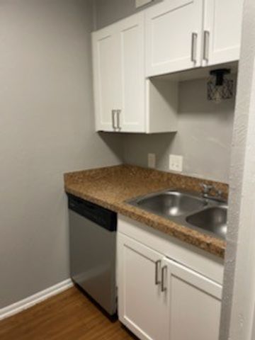 2200 W Lowden Street 22, Fort Worth, TX 76110