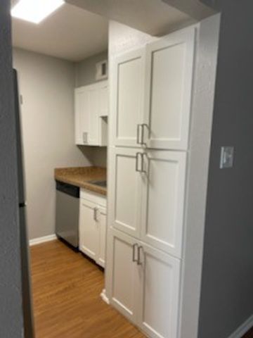 2200 W Lowden Street 22, Fort Worth, TX 76110