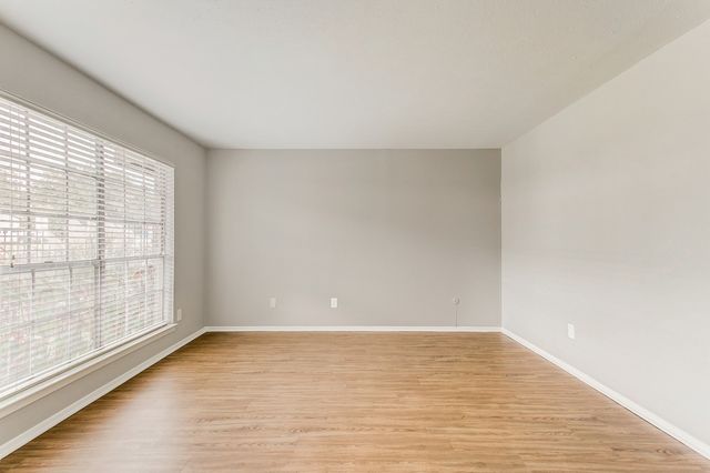 2200 W Lowden Street 22, Fort Worth, TX 76110