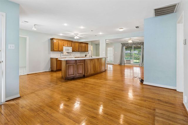 2225 Brooks Street, Garland, TX 75041