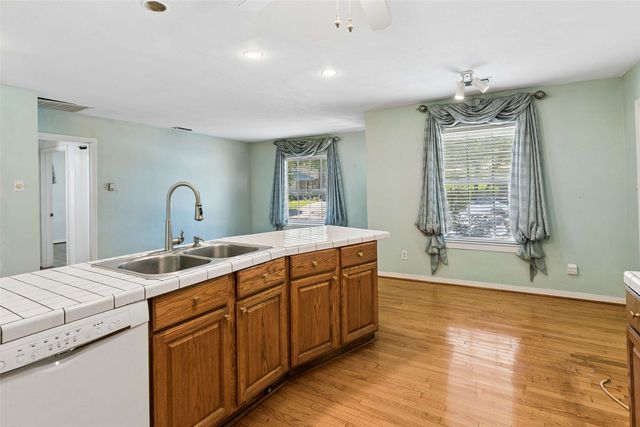 2225 Brooks Street, Garland, TX 75041