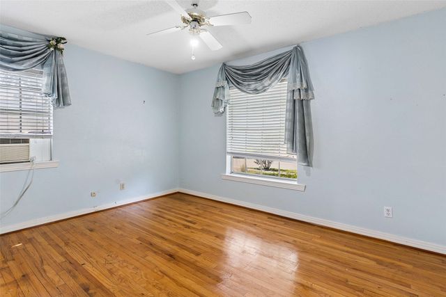 2225 Brooks Street, Garland, TX 75041