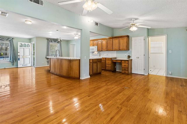 2225 Brooks Street, Garland, TX 75041