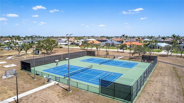 1424 SW 49th ST, Cape Coral, FL 33914