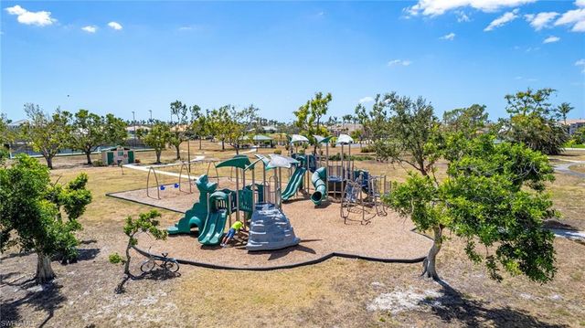 1424 SW 49th ST, Cape Coral, FL 33914