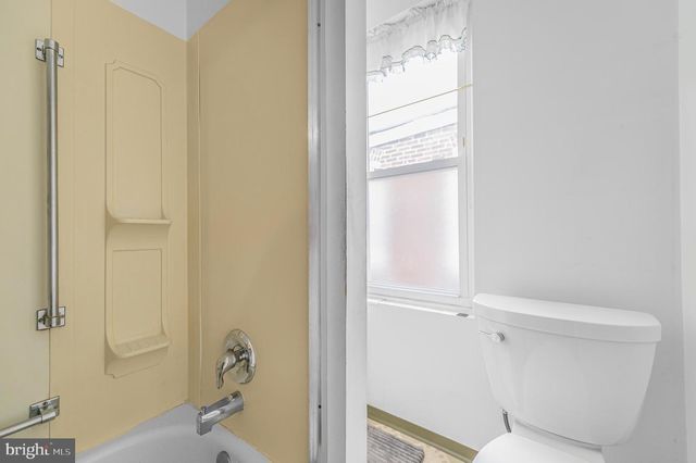 23 ORANGE AVE, Ambler, PA 19002
