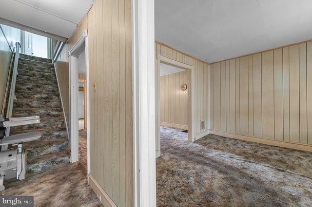 23 ORANGE AVE, Ambler, PA 19002