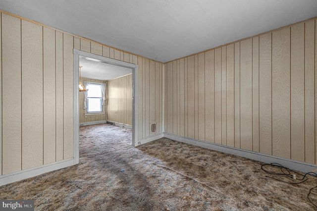 23 ORANGE AVE, Ambler, PA 19002