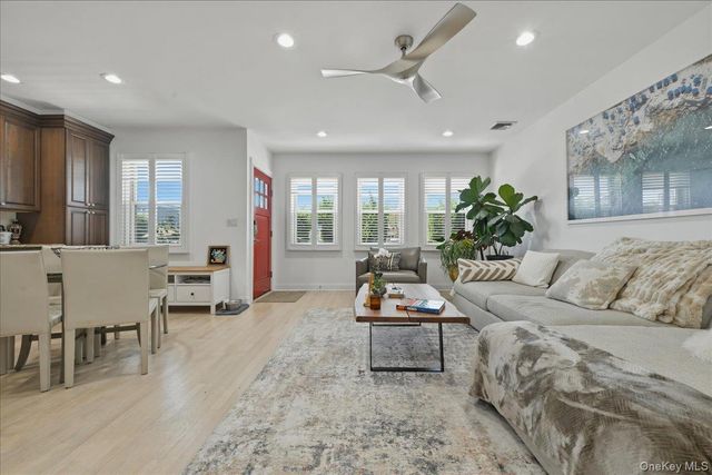 18 Clark Street, Long Beach, NY 11561