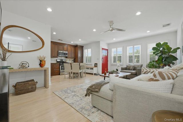 18 Clark Street, Long Beach, NY 11561