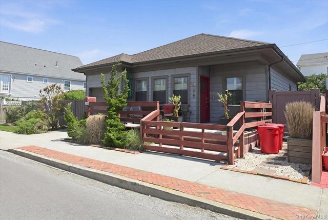 18 Clark Street, Long Beach, NY 11561
