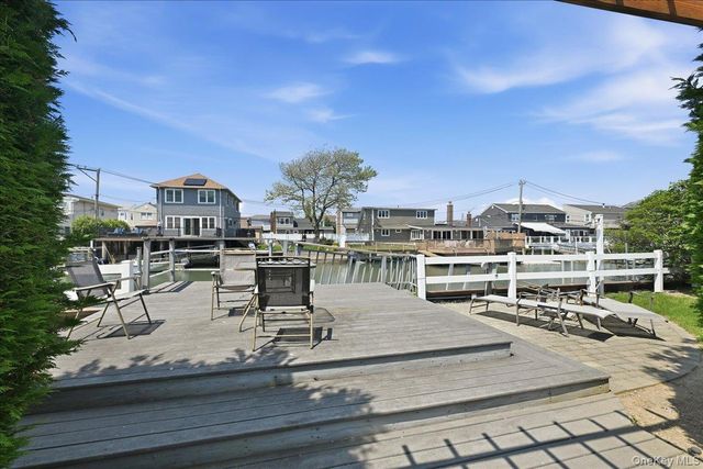 18 Clark Street, Long Beach, NY 11561