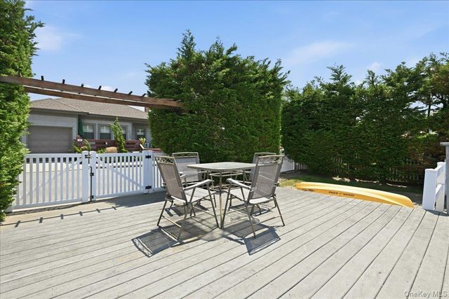 18 Clark Street, Long Beach, NY 11561