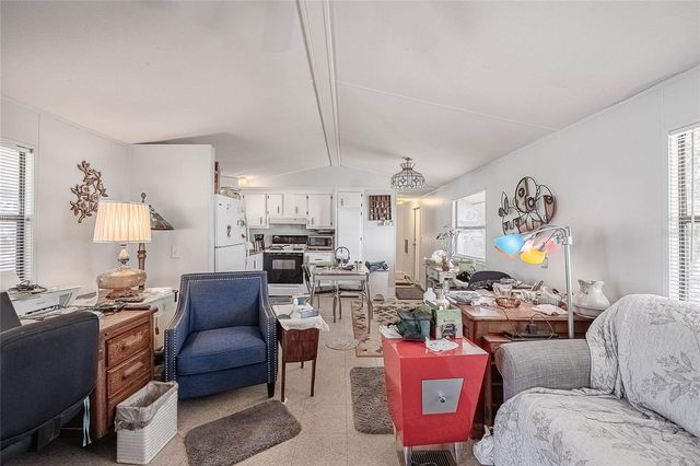 126 RIDGE MANOR DRIVE, Lake Wales, FL 33853