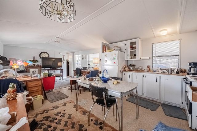 126 RIDGE MANOR DRIVE, Lake Wales, FL 33853