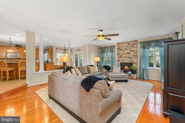 3369 KILBURN CT, White Plains, MD 20695